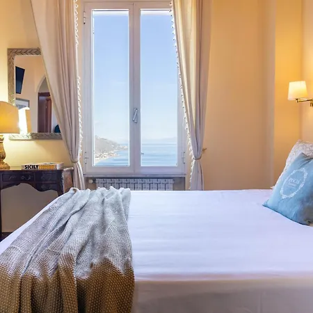 Pascia Cappuccini 4* Taormina